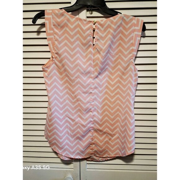 Candies Chevron Print Sleeveless Blouse With Back Button Keyhole Closure M - Picture 4 of 6
